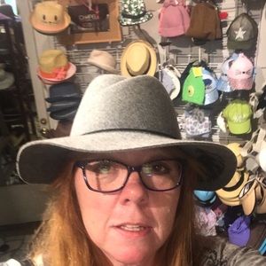 Meet your Posher, Beth